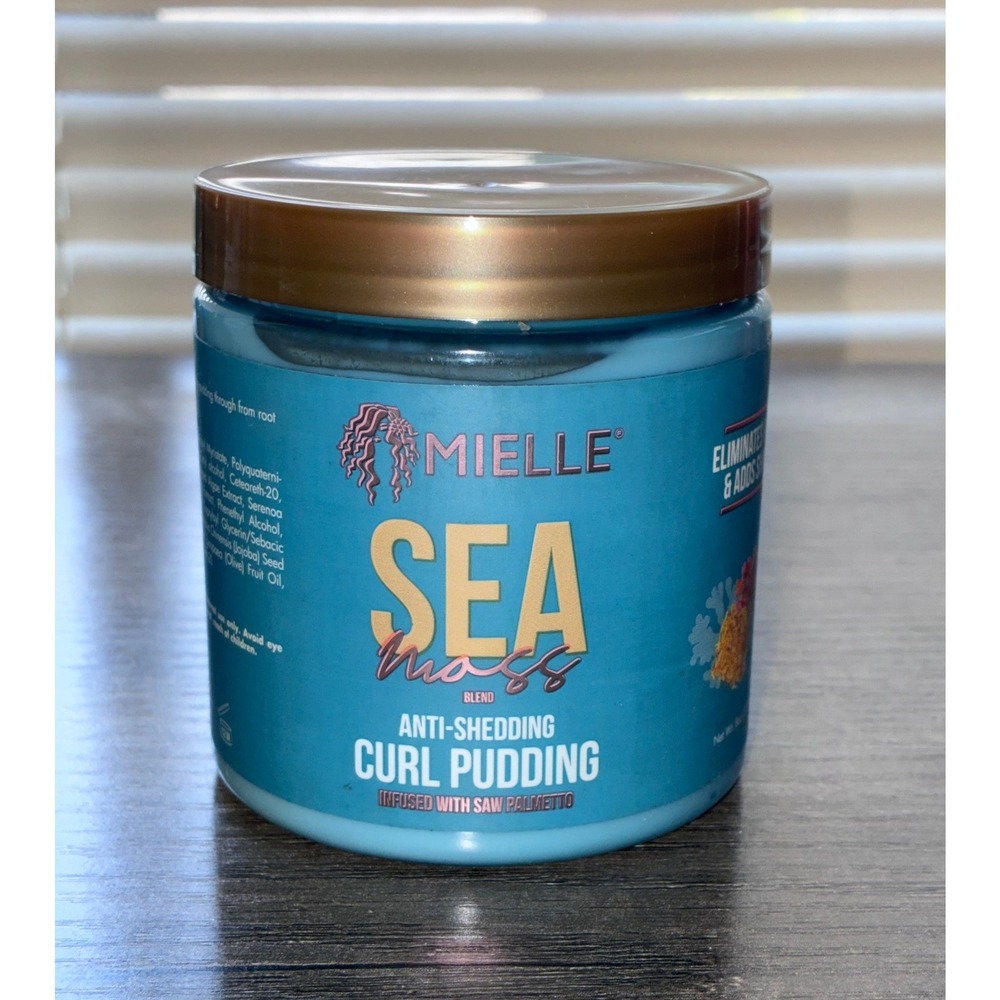 Mielle Sea Moss Anti-Shedding Curl Pudding Hair Styling Cream 8oz Blue Jar